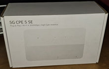 Cargar imagen en el visor de la galería, Huawei H151-370 5G CPE 5 SE WiFi 6 2 conectores SMA para antena externa