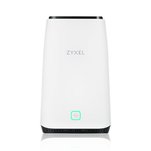 Cargar imagen en el visor de la galería, ZyXEL NR5103 5G NR Router interior 2xRJ45 2.5G 1xUSB 3.0 4 puertos TS9 para antena externa
